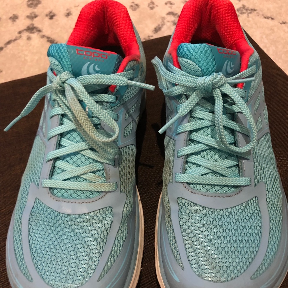 Topo Athletic Ultrafly Size 9